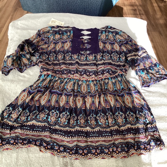 Two Nick & Mo Multicolor Bohemian Tunics - Picture 2 of 16